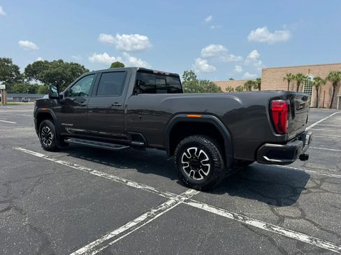 Used 2020 GMC Sierra 3500 AT4 w/ Technology Package AWD/4WD image 10