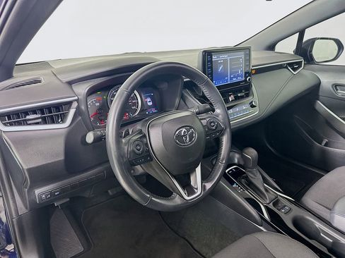 Used 2022 Toyota Corolla SE w/ SE Premium Package image 10