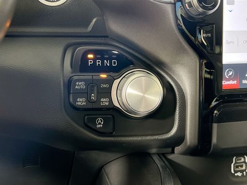 Used 2023 RAM 1500 Laramie AWD/4WD image 17