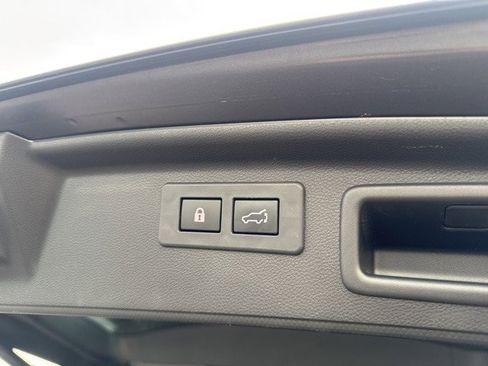 Used 2024 Subaru Forester Sport image 14