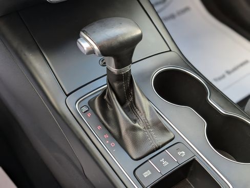 Used 2019 Kia Sorento S image 21