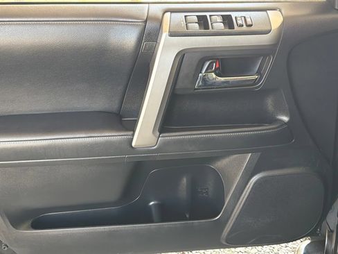 Used 2021 Toyota 4Runner SR5 Premium w/ Moonroof Package AWD/4WD image 3