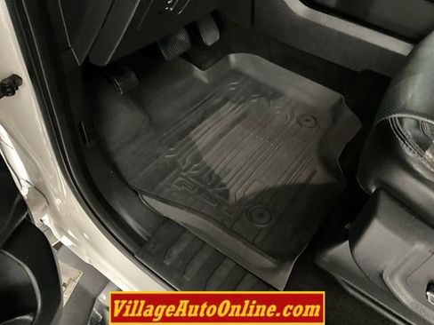 Used 2017 Ford F150 Lariat w/ Equipment Group 502A Luxury image 22