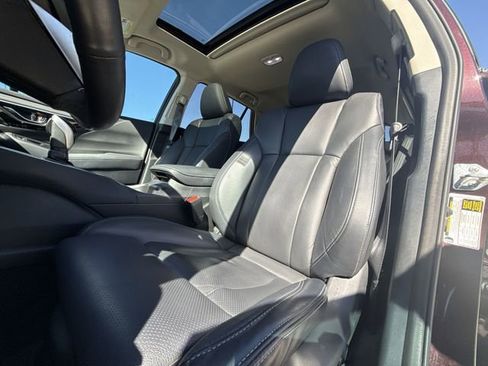 Certified 2023 Subaru Outback Touring XT AWD/4WD image 11