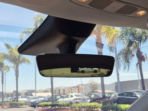 Used 2023 Tesla Model Y AWD image 26