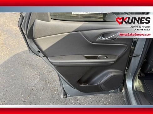 Used 2025 Chevrolet Blazer LT image 16