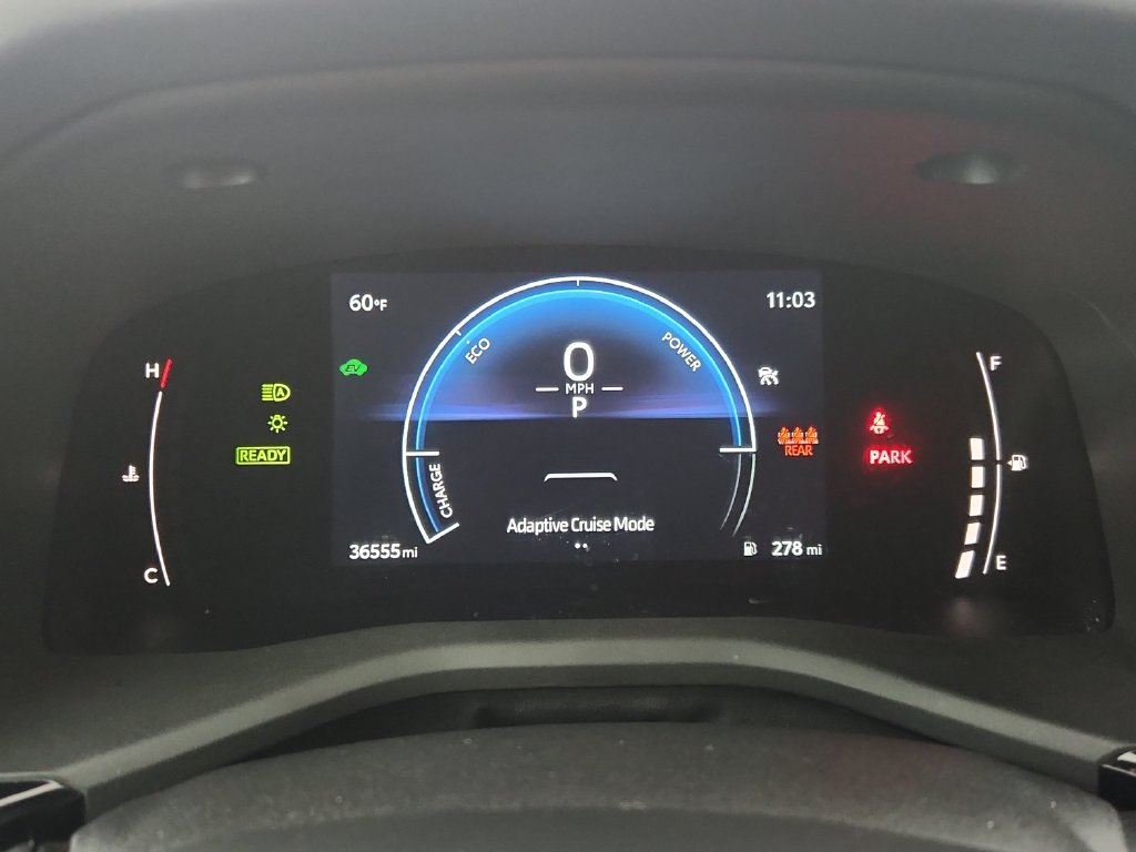 Used 2025 Toyota Camry SE FWD image 25
