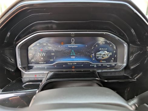 Used 2022 Chevrolet Silverado 1500 LT image 22