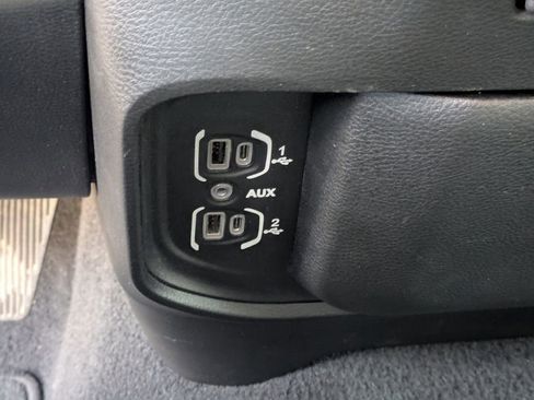 Used 2022 RAM 2500 Big Horn image 14