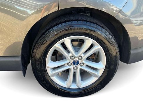 Used 2019 Ford Edge SEL w/ Equipment Group 201A AWD/4WD image 14