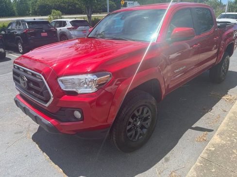 Used 2021 Toyota Tacoma SR5 AWD/4WD image 3