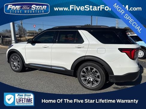New 2026 Ford Explorer Platinum RWD image 8