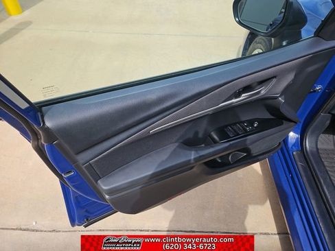 Used 2025 Toyota Camry LE image 11