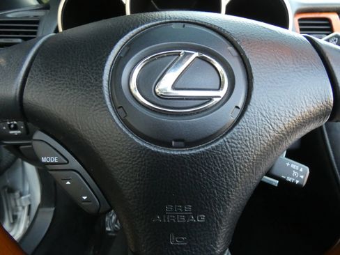 Used 2006 Lexus SC 430 Convertible RWD image 56