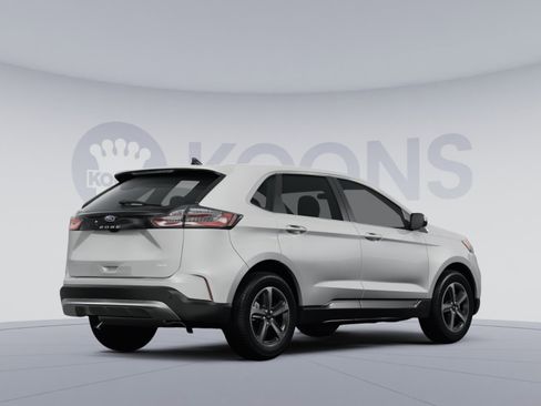 Used 2024 Ford Edge SEL AWD/4WD image 4