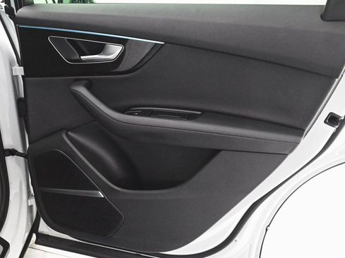 Used 2024 Audi Q7 3.0T Premium Plus image 12