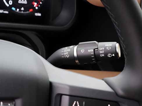 New 2026 Land Rover Defender 110 S AWD/4WD image 33