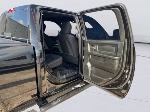 Used 2025 RAM 2500 Tradesman AWD/4WD image 26