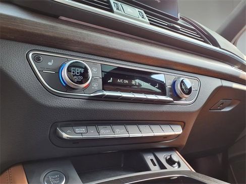 Used 2025 Audi Q5 2.0T Premium Plus w/ Premium Plus Package image 16