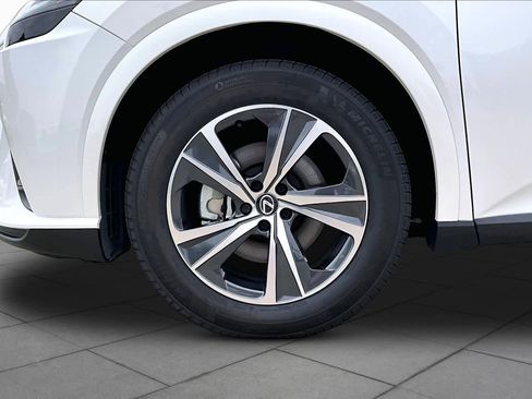 Used 2025 Lexus RX 350 FWD w/ Technology Package image 9