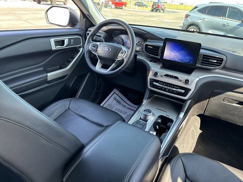 Certified 2023 Ford Explorer XLT w/ Equipment Group 202A image 18