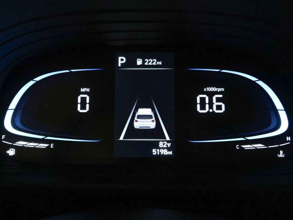Certified 2026 Hyundai Venue SEL FWD image 33