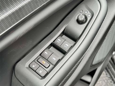 New 2025 Jeep Grand Cherokee 4WD image 28