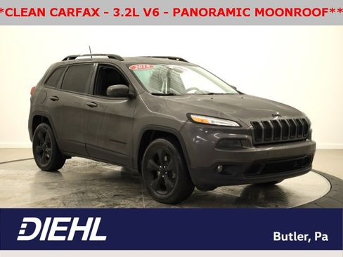 Used 2018 Jeep Cherokee Limited w/ Technology Group image 1