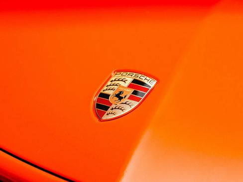 Used 2018 Porsche 911 GT3 RWD image 20