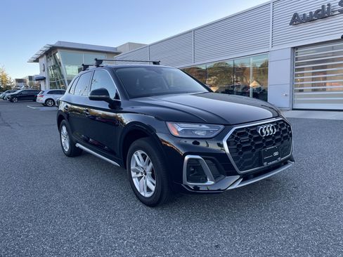 Certified 2023 Audi Q5 2.0T Premium w/ Convenience Package image 1