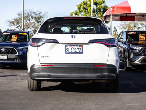 Used 2024 Honda HR-V LX image 8