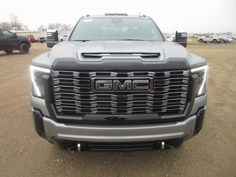 New 2026 GMC Sierra 2500 Denali Ultimate image 12