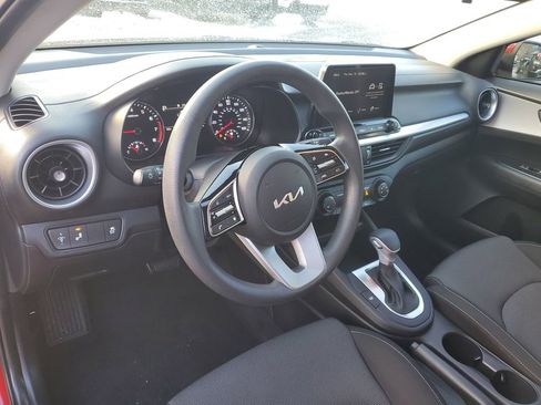 Certified 2024 Kia Forte LXS w/ LXS Technology Package image 11