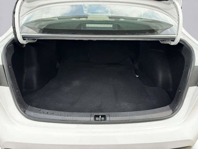 Used 2023 Toyota Corolla LE FWD image 60
