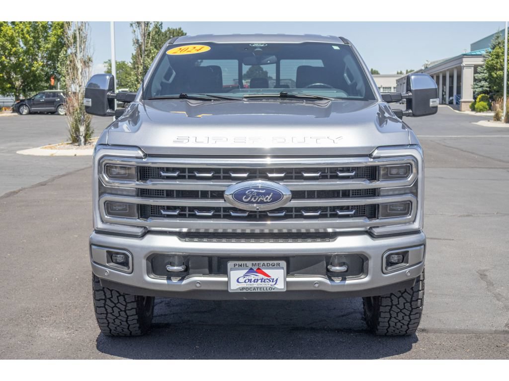Used 2024 Ford F350 Platinum w/ Tremor Off-Road Package AWD/4WD image 8