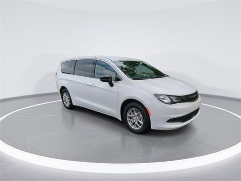 New 2025 Chrysler Voyager LX image 2