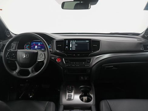 Used 2021 Honda Passport Sport image 13