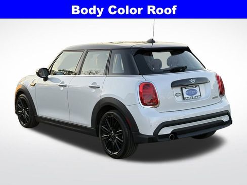 Used 2024 MINI Cooper 4-Door Hardtop image 5