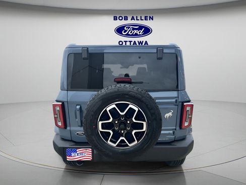 New 2025 Ford Bronco Outer Banks image 4