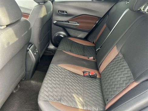 Used 2023 Nissan Kicks SR image 13