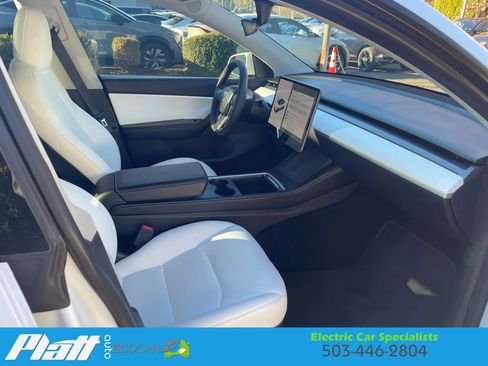 Used 2021 Tesla Model Y Standard Range Sport Utility 4 image 47