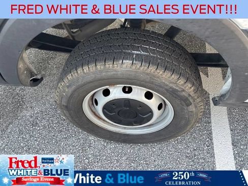 Used 2023 Ford Transit 250 Medium Roof w/ Load Area Protection Package RWD image 3