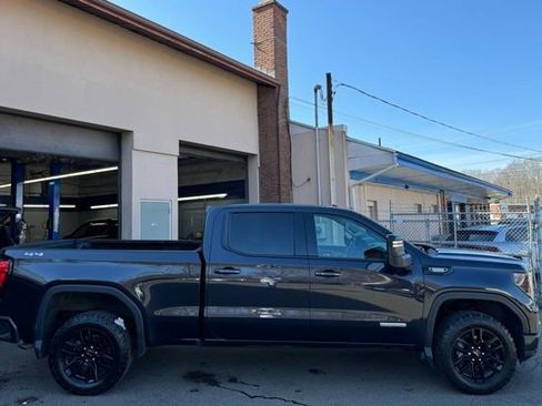 Used 2023 GMC Sierra 1500 Elevation AWD/4WD image 4