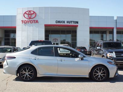 Used 2023 Toyota Camry SE