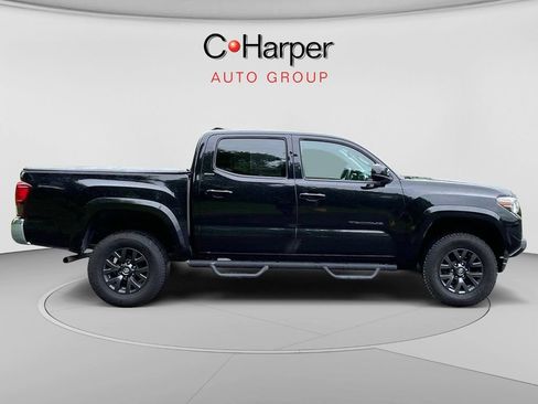 Used 2021 Toyota Tacoma SR5 AWD/4WD image 2