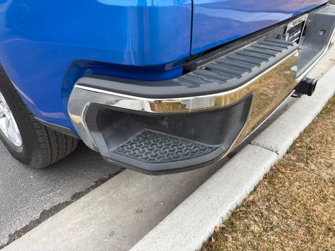 Used 2025 Chevrolet Silverado 1500 LT image 10