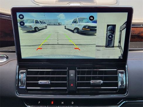 New 2024 Lincoln Navigator Black Label image 17