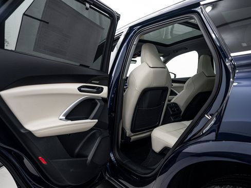 New 2025 Audi Q5 Premium Plus image 17