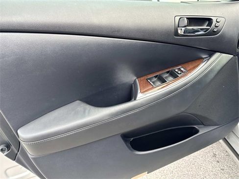 Used 2012 Lexus ES 350 image 17