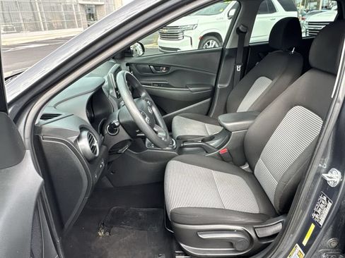 Used 2021 Hyundai Kona SE AWD/4WD image 10
